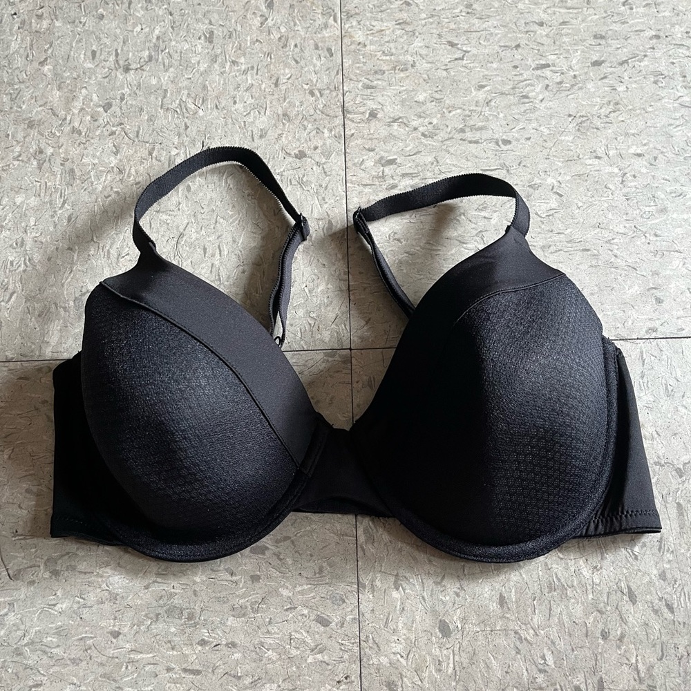 Ellen Tracy Black T-Shirt Bra with Underwire Support